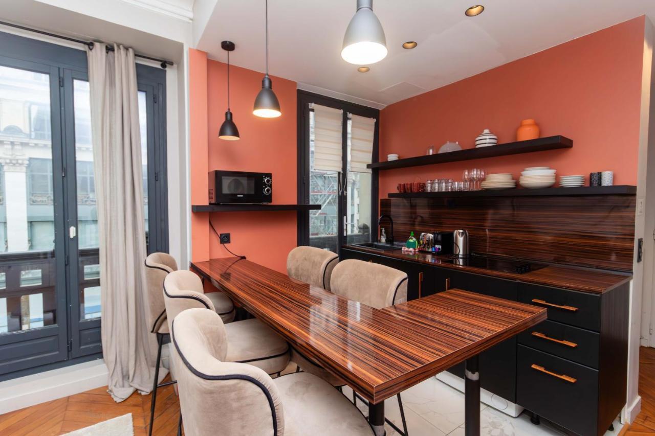 Apartment Center Of Paris By Studio Prestige Exterior foto